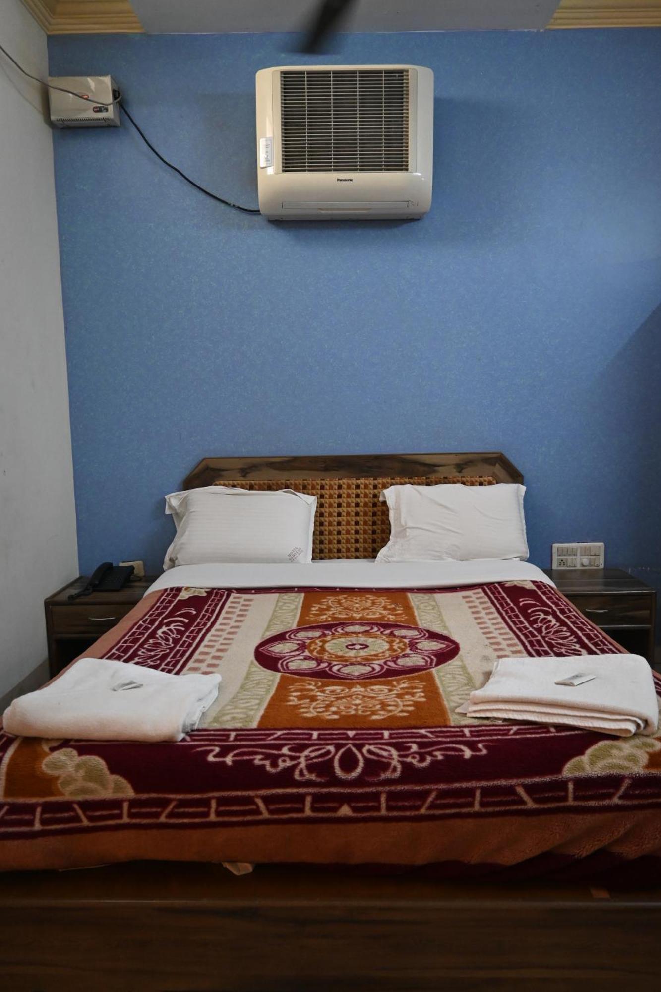 Hotel Ashlesh Manipal Exterior foto